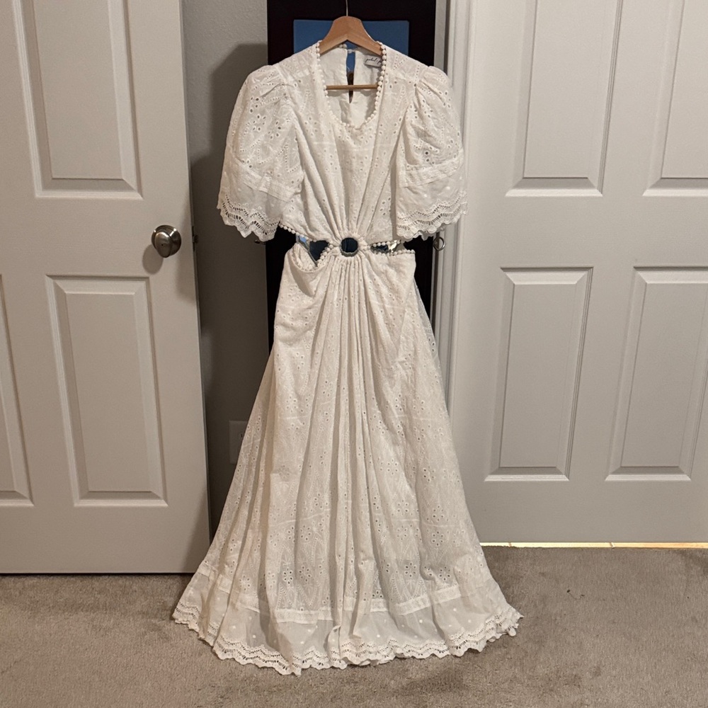 Petal & Pup Elegant White Eyelet Cutout